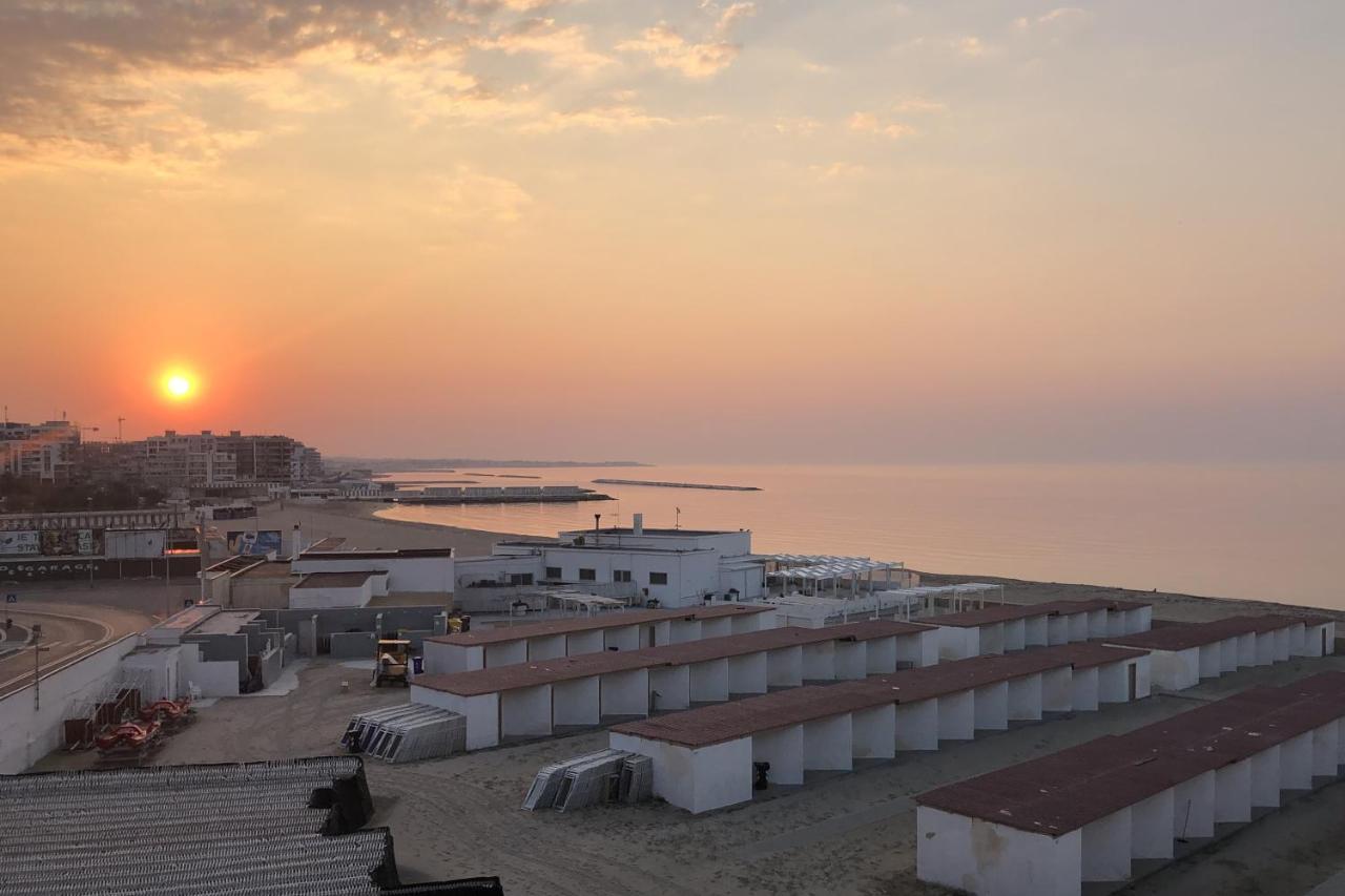 Апартаменты Stanza Con Vista Mare Бари Экстерьер фото